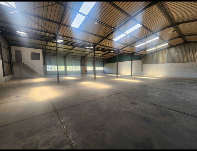 751M² WAREHOUSE TO LET IN WADEVILLE